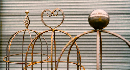 Classic Round Obelisk - Heart Top