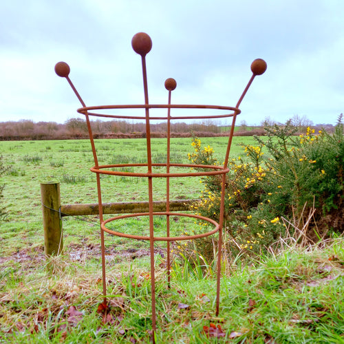 Fluted Trumpet Plant Support Ball Top