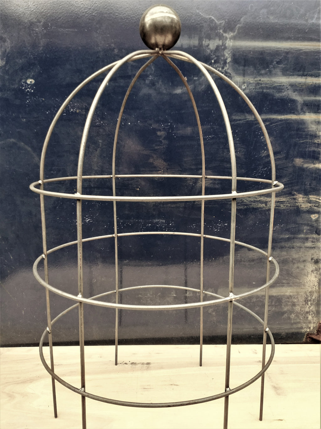 Lobster Pot Plant Frame Ball Top