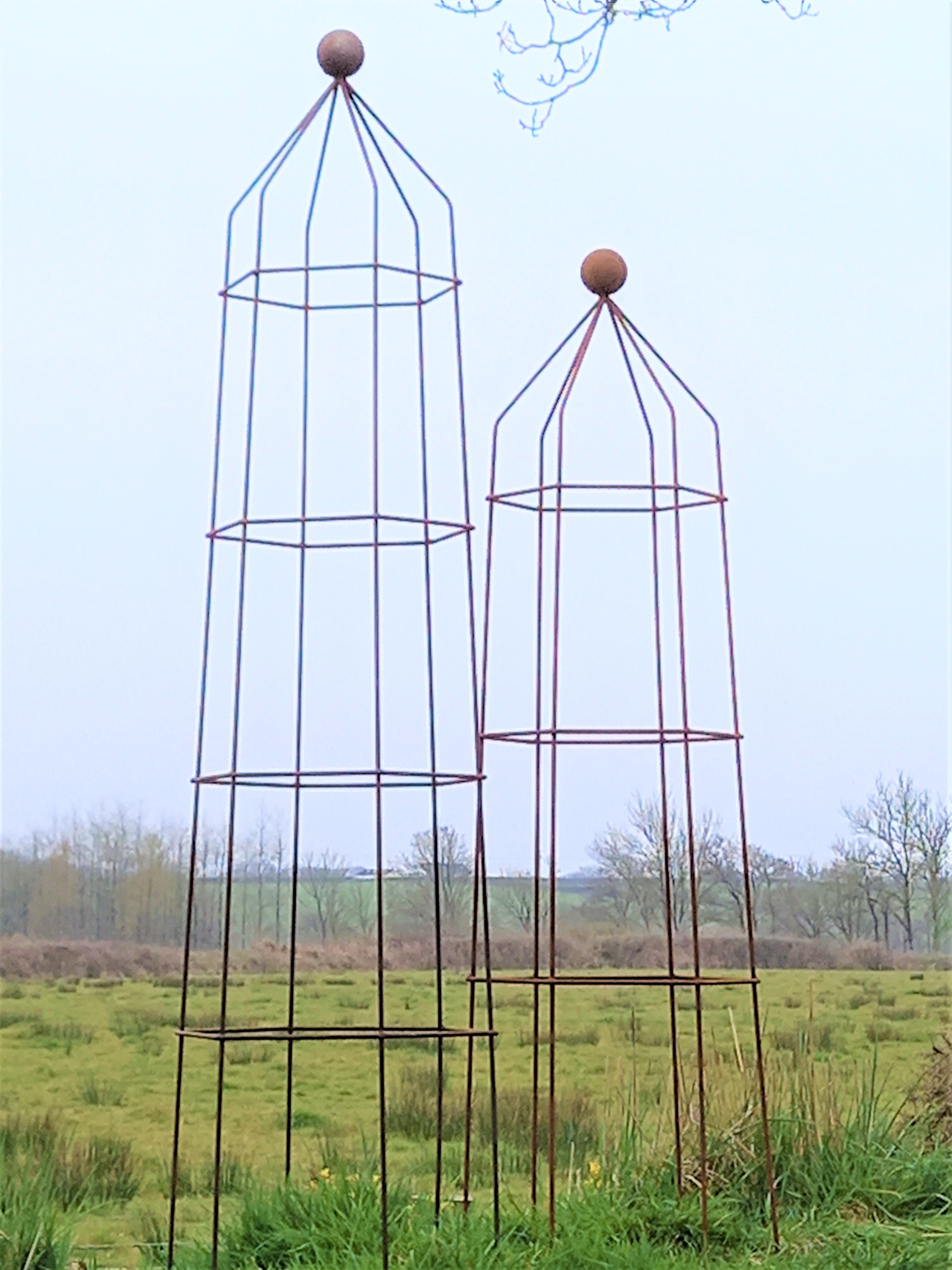 Steel Garden Obelisk for Roses, Clematis, Sweet Peas and Climbing Plants - Ball Top.