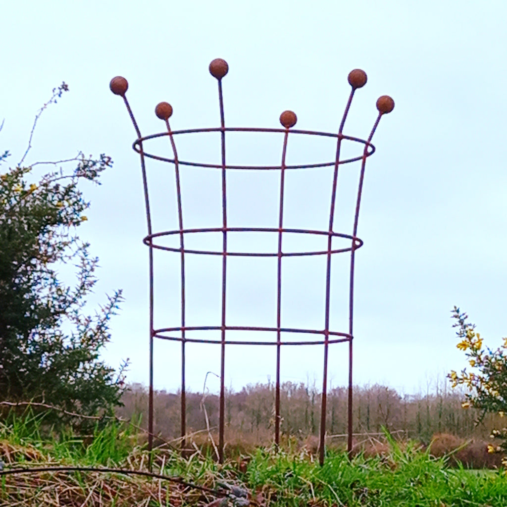 Fluted Trumpet Plant Support Ball Top